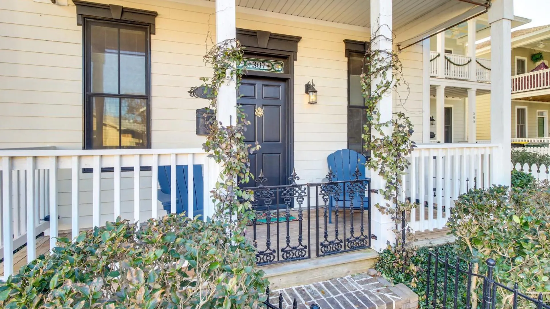 Chic Thomas Square Home In Walkable Location! Savannah Сasa de vacaciones